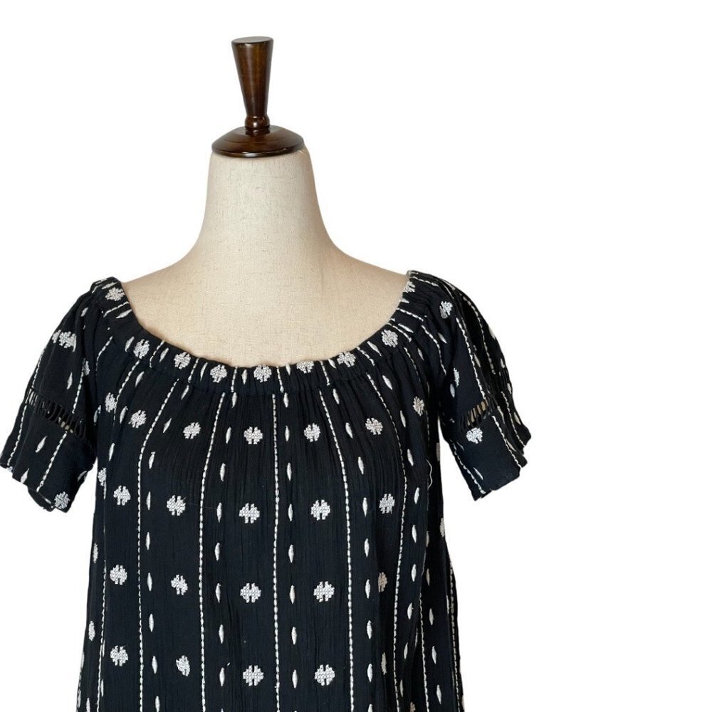 Topshop Black And‎ White Embroidered Off The Shoulder Flowy Tunic Mini Dress 2 - Picture 3 of 10